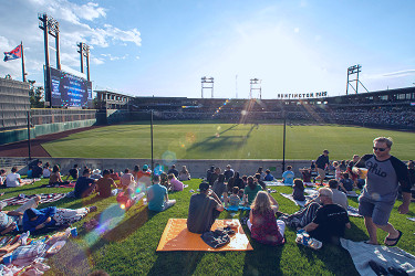 Columbus Clippers welcome thousands in first full-capacity game